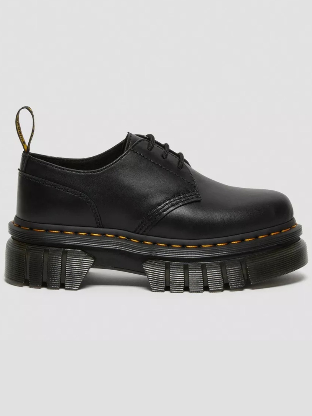 Dr. Martens Audrick 3-Eye Smooth Leather Platform Women’s size 8 NEW!!!